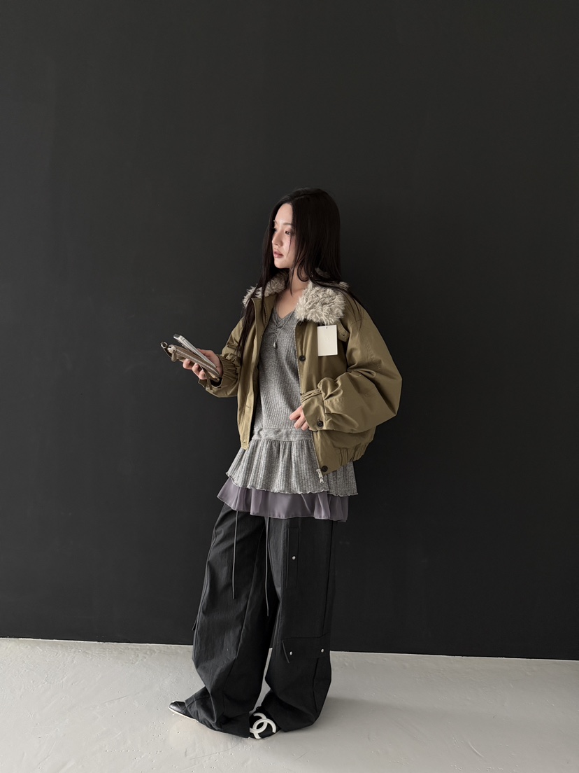 OUTLANDER東大門直郵女士新品熱賣時尚推薦人氣短款羽絨服OUTLANDER短款羽絨服