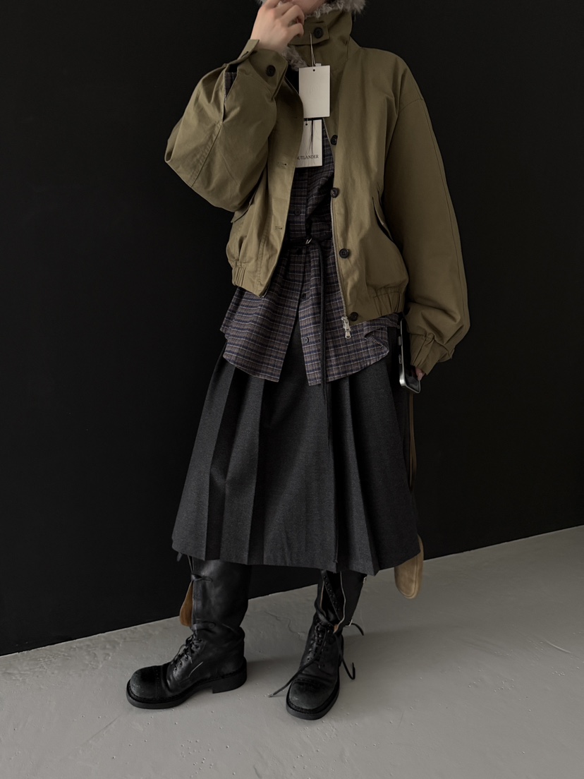 OUTLANDER東大門直郵女士新品熱賣時尚推薦人氣短款羽絨服OUTLANDER短款羽絨服
