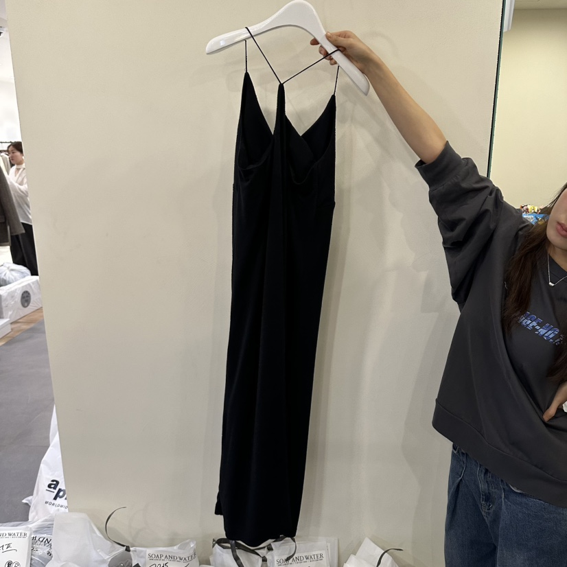 OUTFIT/SOAP AMD WATER東大門直郵女士新品熱賣連衣裙OUTFIT/SOAP AMD WATER連衣裙
