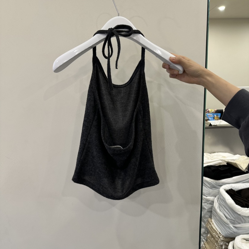 OUTFIT/SOAP AMD WATER東大門直郵女裝新款休閑吊帶背心OUTFIT/SOAP AMD WATER吊帶/背心