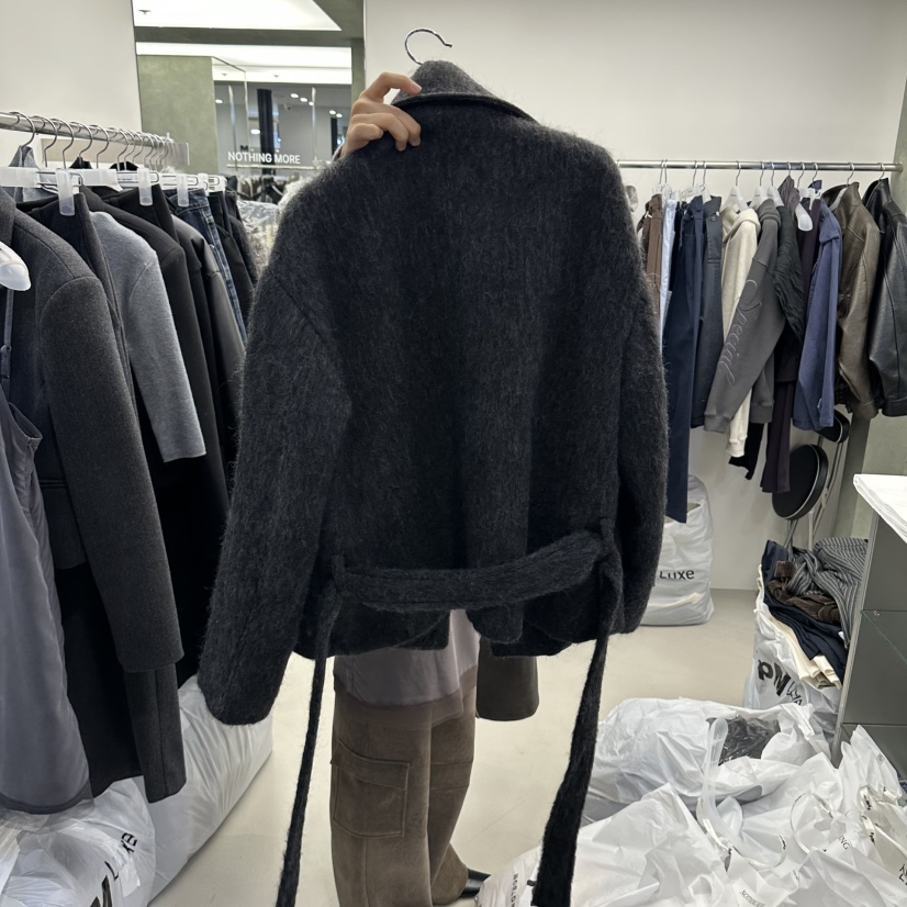 NOTHING MORE韓國直郵女士新品休閑短款大衣安哥拉含腰帶NOTHING MORE短款大衣