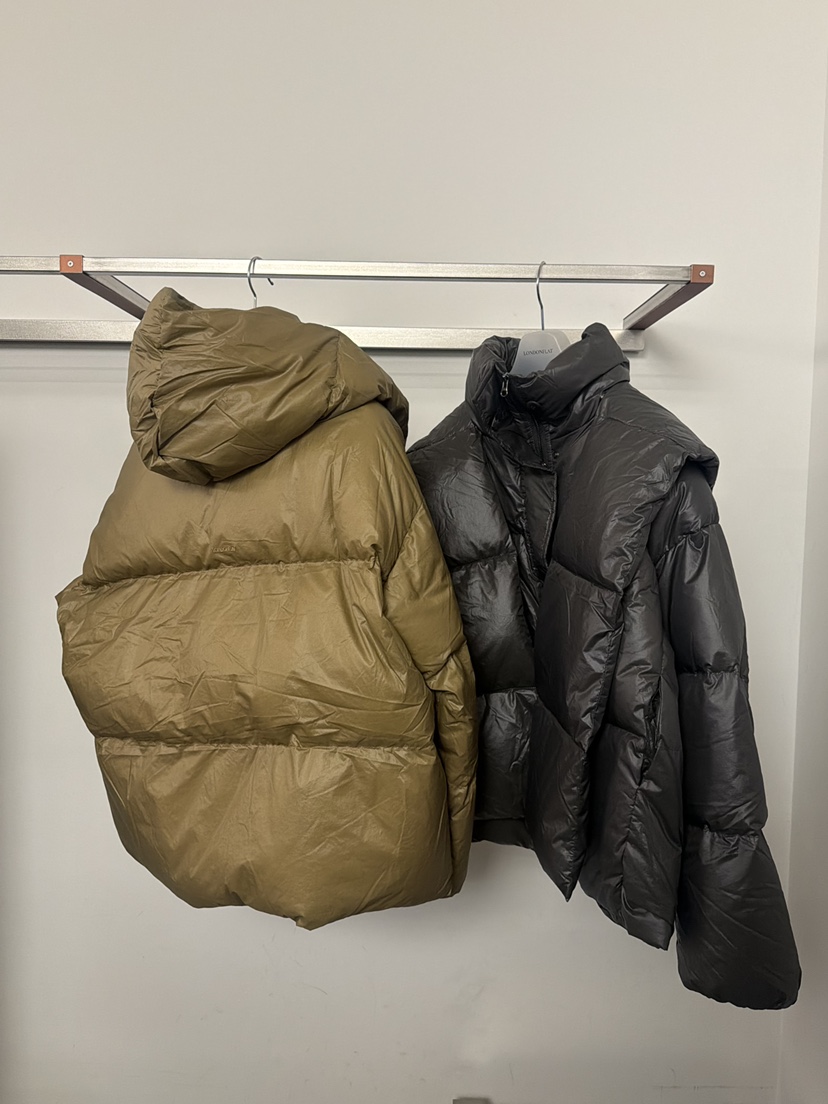 LONDON FLAT東大門直郵女裝新款熱賣短款羽絨服羽絨服含圍巾LONDON FLAT短款羽絨服