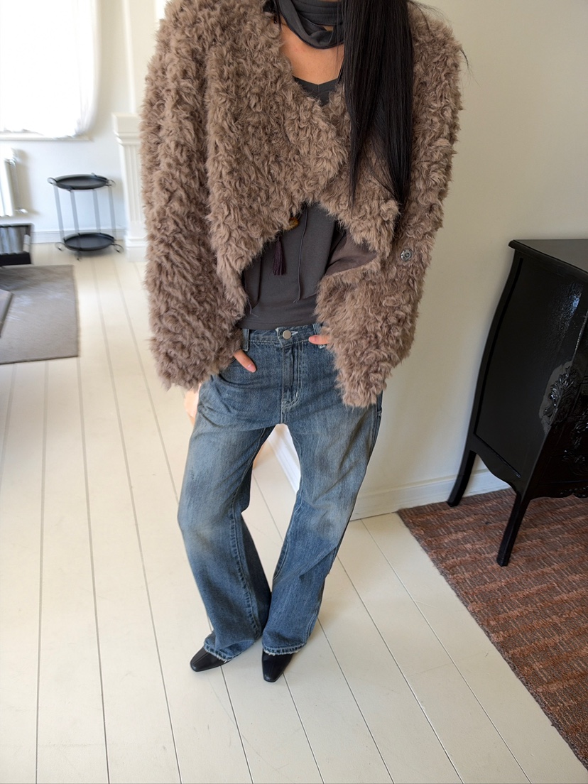 AWESOME SAUCE東大門實拍女士新品人氣熱賣推薦短款大衣AWESOME SAUCE短款大衣圖色2