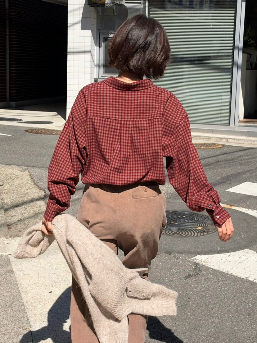 ERUME韓國代購女裝新品推薦時尚休閑真品人氣熱賣襯衫蕾絲衫ERUME襯衫/蕾絲衫