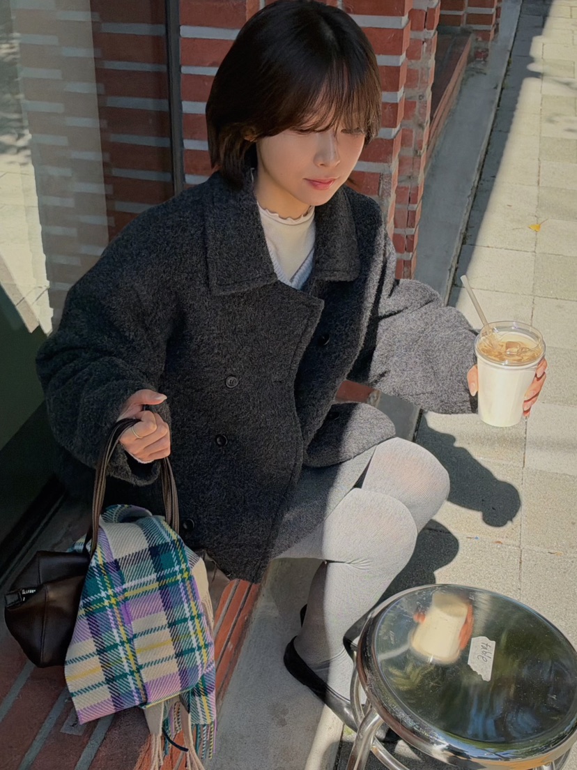 ERUME東大門代購女裝新品真品時尚推薦熱賣短款大衣手工制品ERUME短款大衣