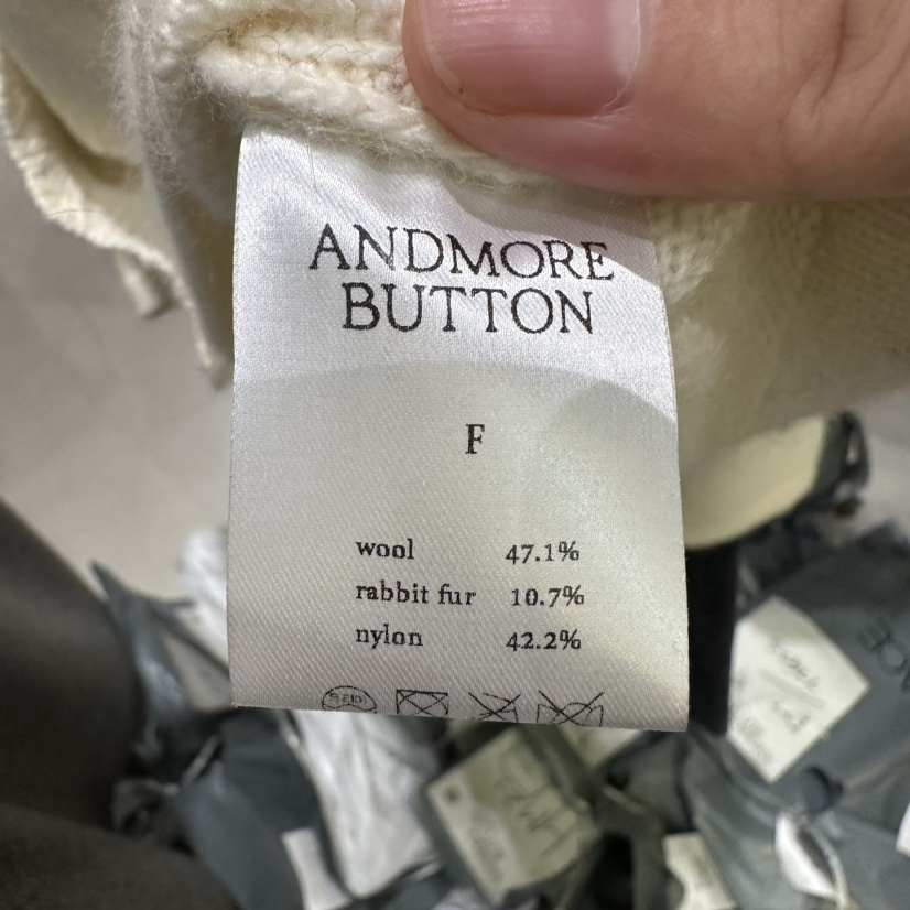ANDMORE BUTTON東大門實拍女裝新款休閑人氣開衫鉤針編織ANDMORE BUTTON開衫