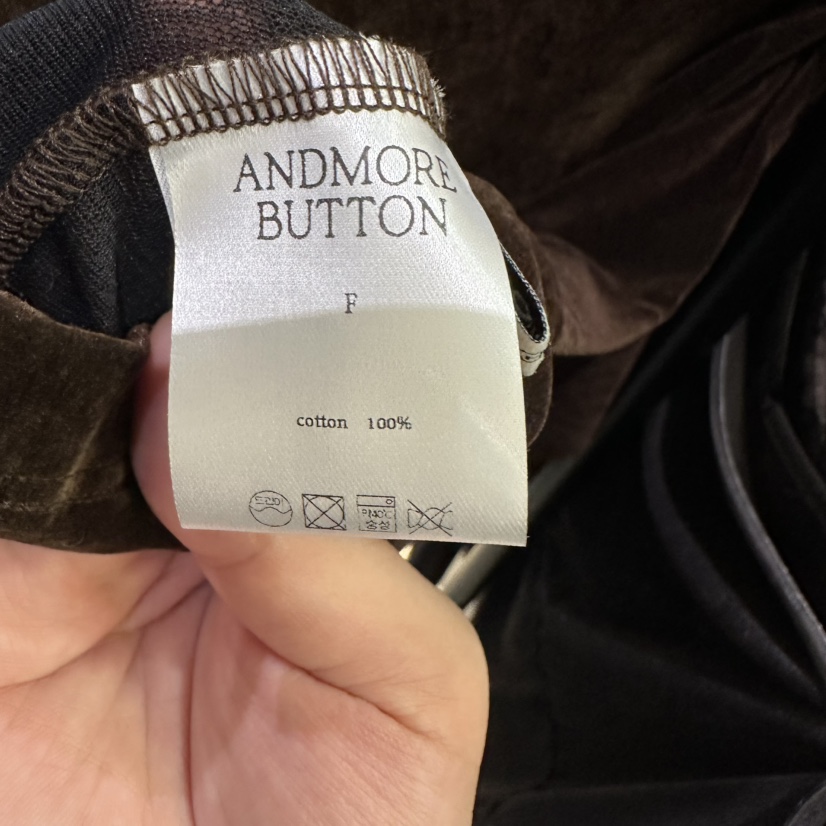 ANDMORE BUTTON東大門實拍女士新品真品長袖T恤天鵝絨網狀ANDMORE BUTTON長袖T恤