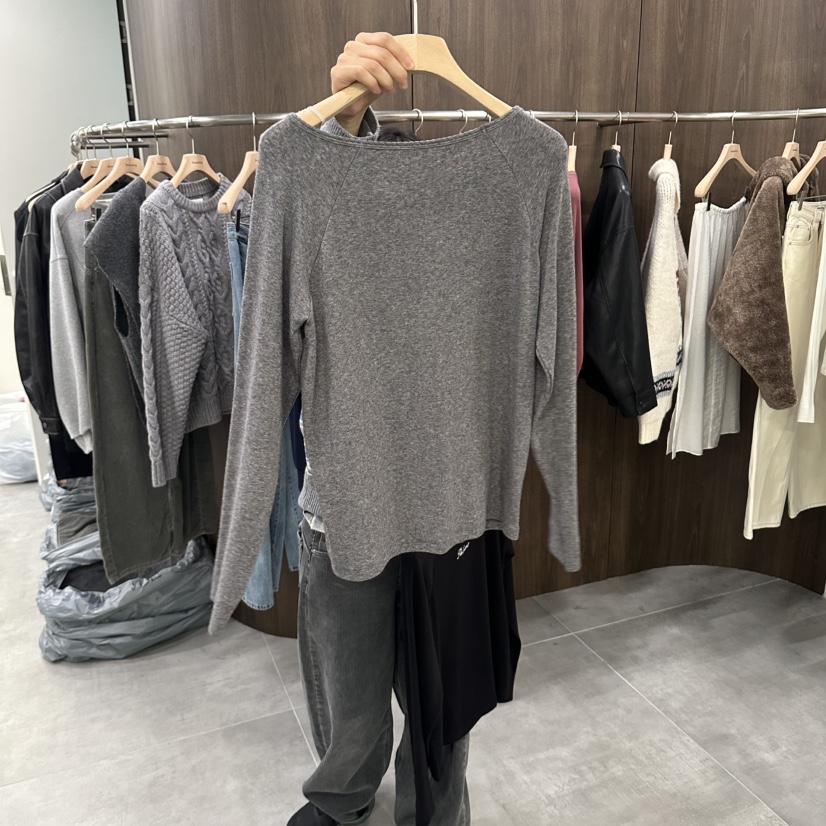 URBANSTORY/REMAKING韓國代購女裝新品熱賣長袖T恤刺繡插肩Remaking/URBANSTORY長袖T恤