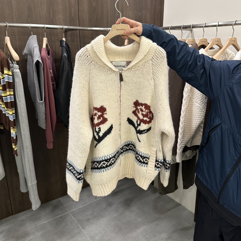 URBANSTORY/REMAKING東大門實拍女士新款推薦熱賣毛衣拉鏈Remaking/URBANSTORY毛衣圖色1