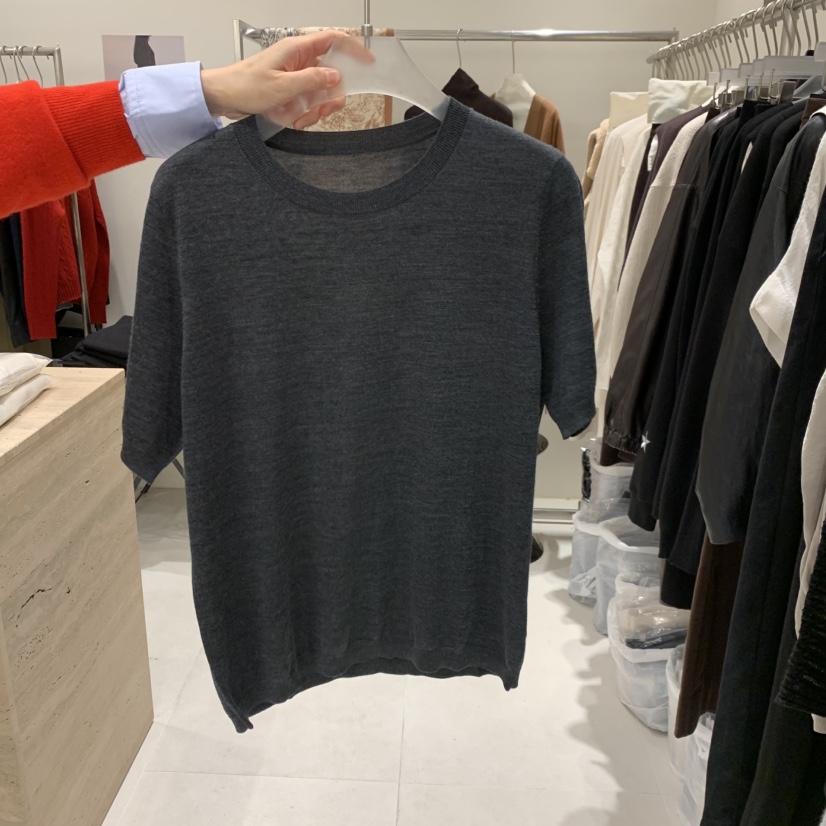 JANIE韓國直郵女士新款熱賣推薦時尚人氣真品休閑T恤圓領JANIET恤圖色3墨