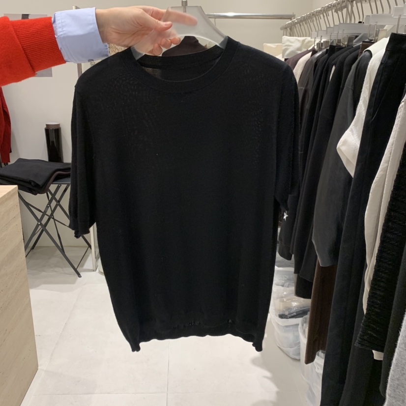 JANIE韓國直郵女士新款熱賣推薦時尚人氣真品休閑T恤圓領JANIET恤圖色4黑