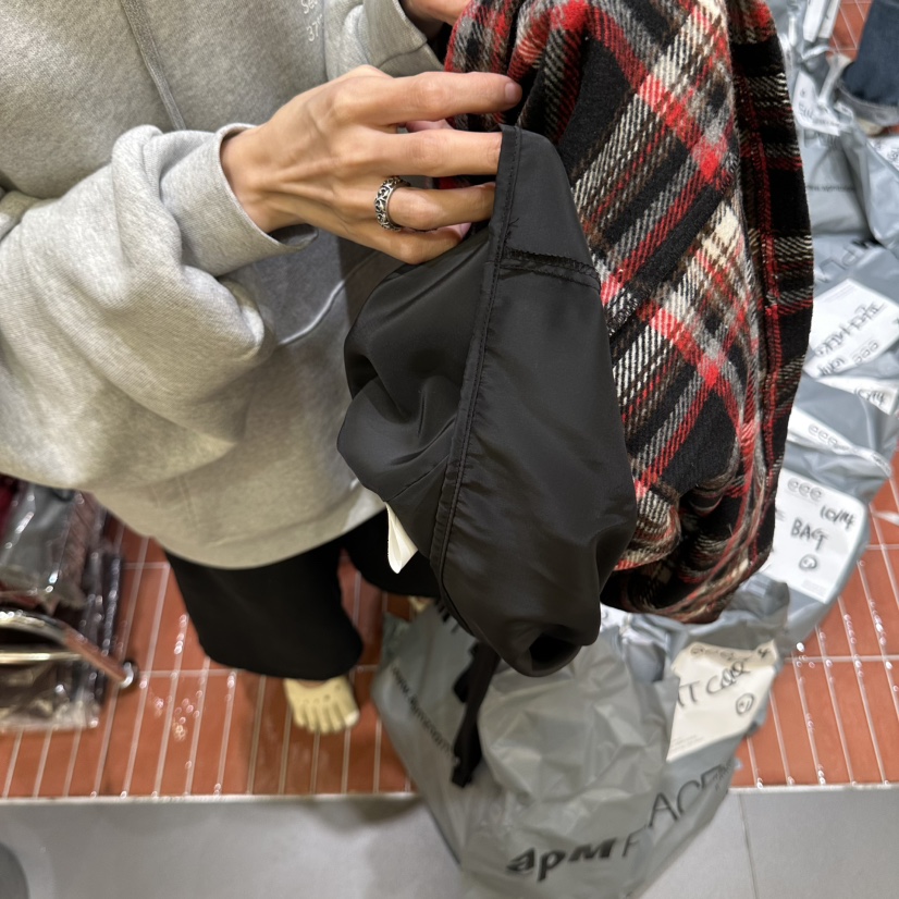 EEE東大門直郵女士新款人氣時尚熱賣推薦真品休閑短裙EEE短裙