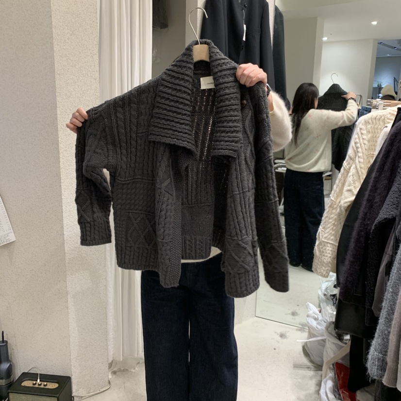 SSENIQUE東大門實拍女士新品熱賣真品時尚毛衣麻花針織開衫SSENIQUE毛衣圖色2