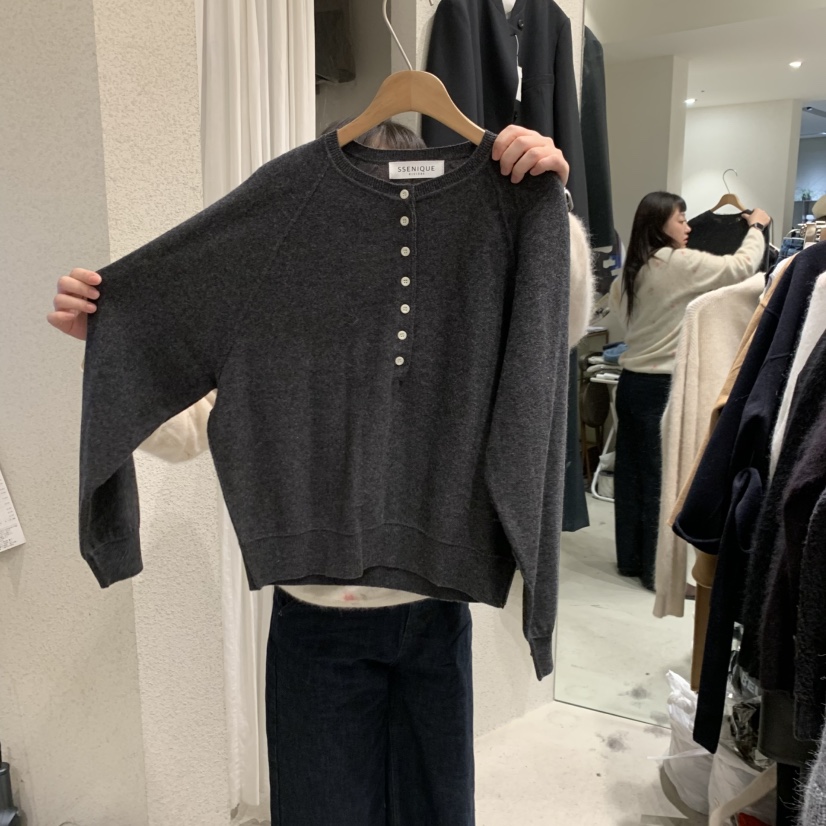 SSENIQUE東大門直郵女裝新品真品時尚人氣推薦針織衫經典SSENIQUE針織衫圖色2