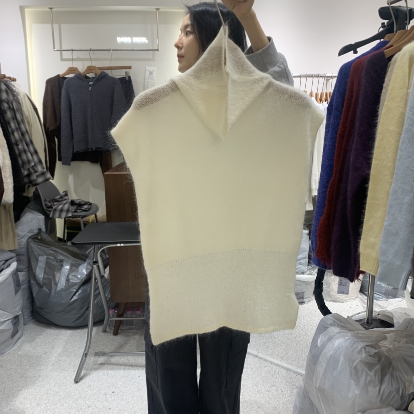 OASISSEOUL韓國代購女士新品熱賣人氣時尚真品推薦吊帶背心OASISSEOUL吊帶/背心圖色3