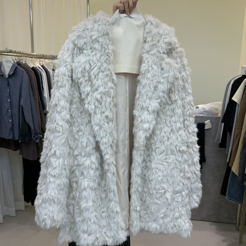 HWAE AND韓國代購女士新品人氣時尚休閑短款大衣泰迪熊皮草HWAE AND短款大衣圖色1