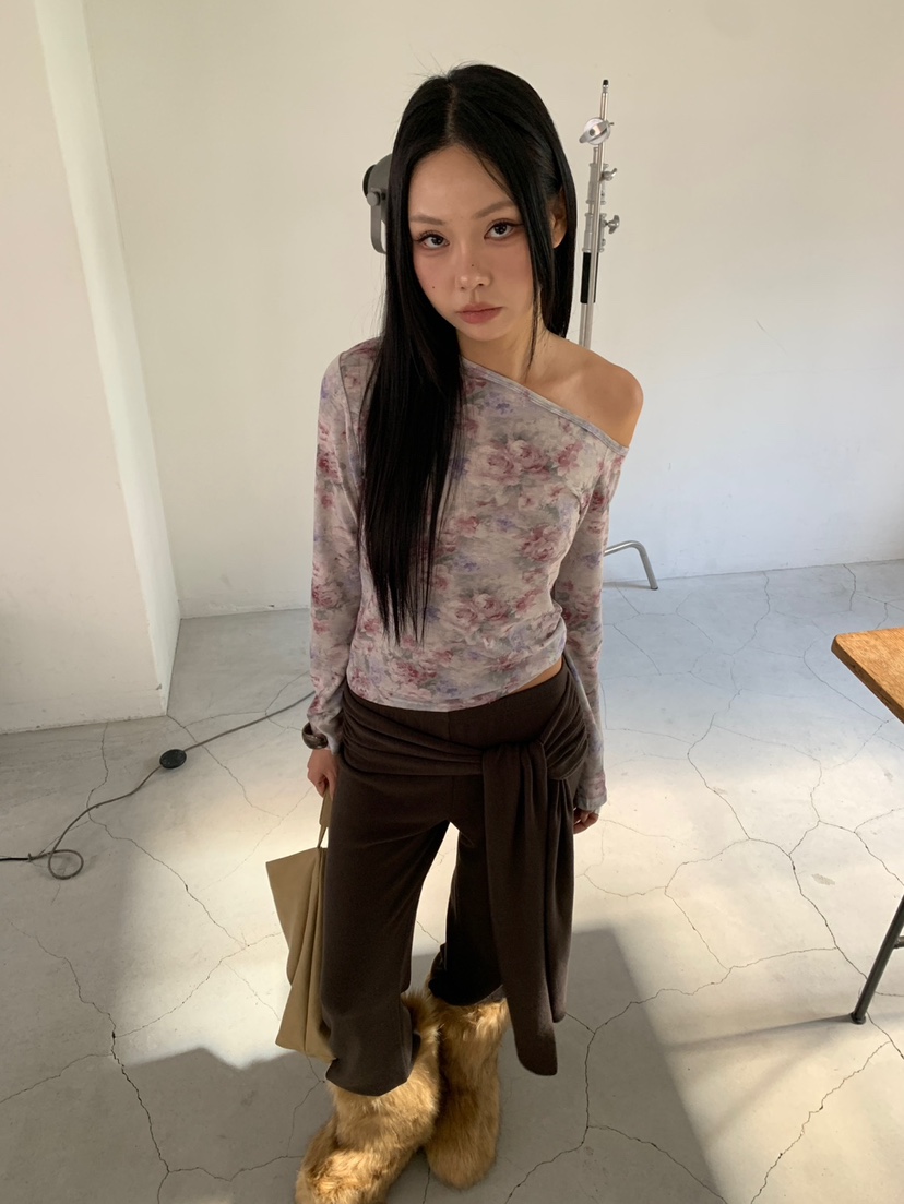 MORE THAN-P韓國代購女士新品真品時尚人氣推薦長袖T恤MORE THAN長袖T恤