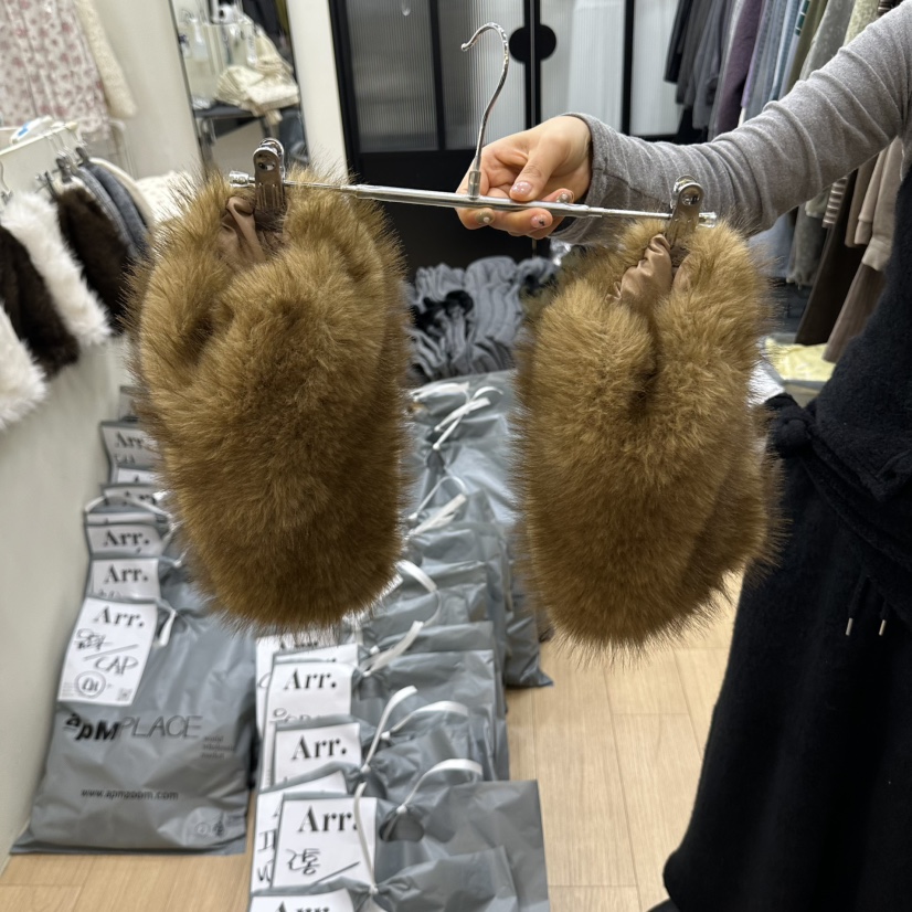 ARR韓國直郵女裝新品推薦人氣時尚真品熱賣休閑手套ARR手套圖色2