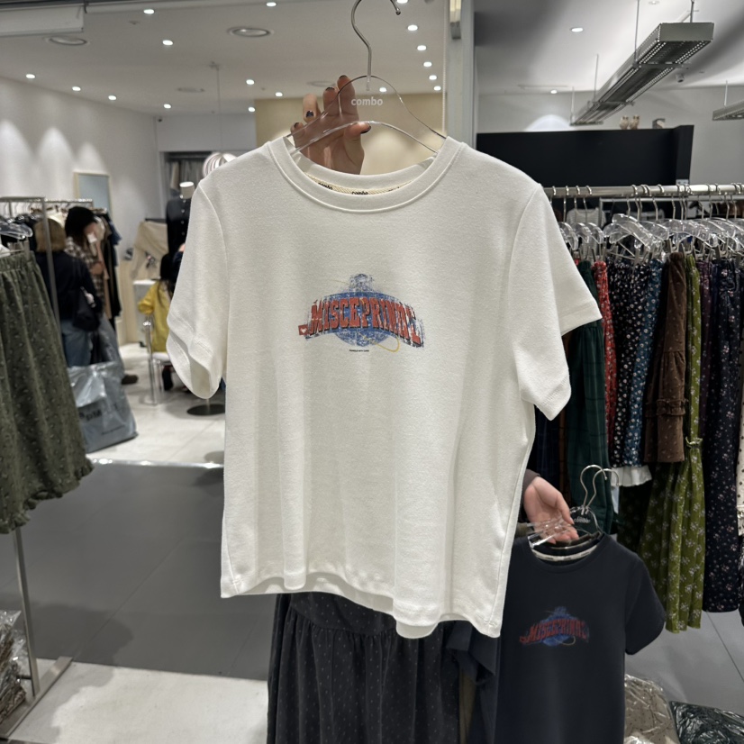 COMBO東大門實拍女裝新品時尚推薦休閑真品熱賣人氣T恤COM_BOT恤圖色1