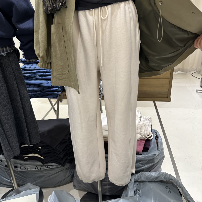 A WANT東大門直郵女裝新款時尚人氣休閑熱賣休閑褲加絨拉絨A WANT休閑褲圖色3奶油色
