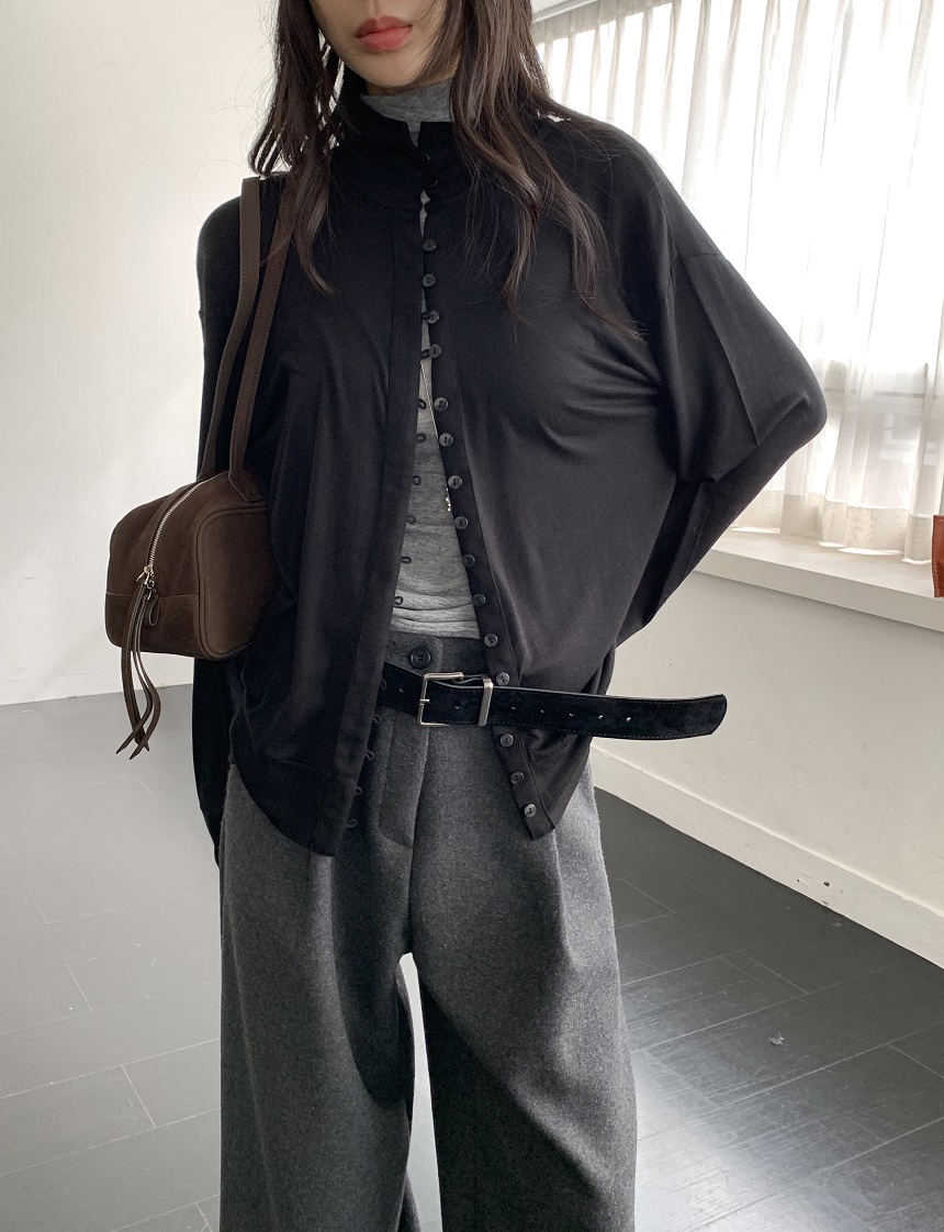 KYEM韓國直郵女裝新品休閑推薦真品長袖T恤不含內搭高領紐扣KYEM長袖T恤