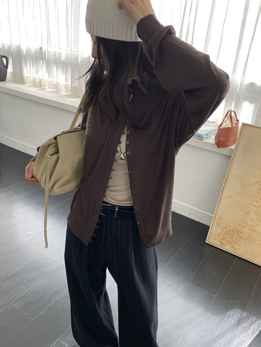 KYEM韓國直郵女裝新品休閑推薦真品長袖T恤不含內搭高領紐扣KYEM長袖T恤圖色3