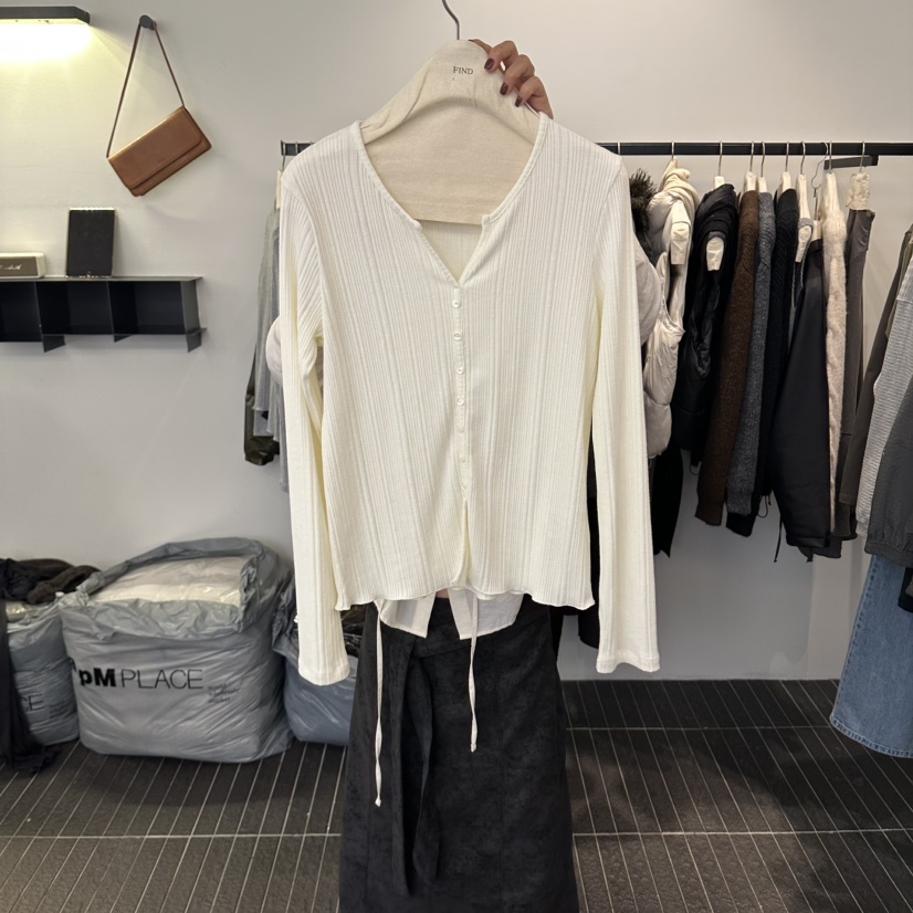 FIND-P韓國代購女裝新品真品人氣熱賣推薦職業休閑長袖T恤FIND-P長袖T恤圖色1