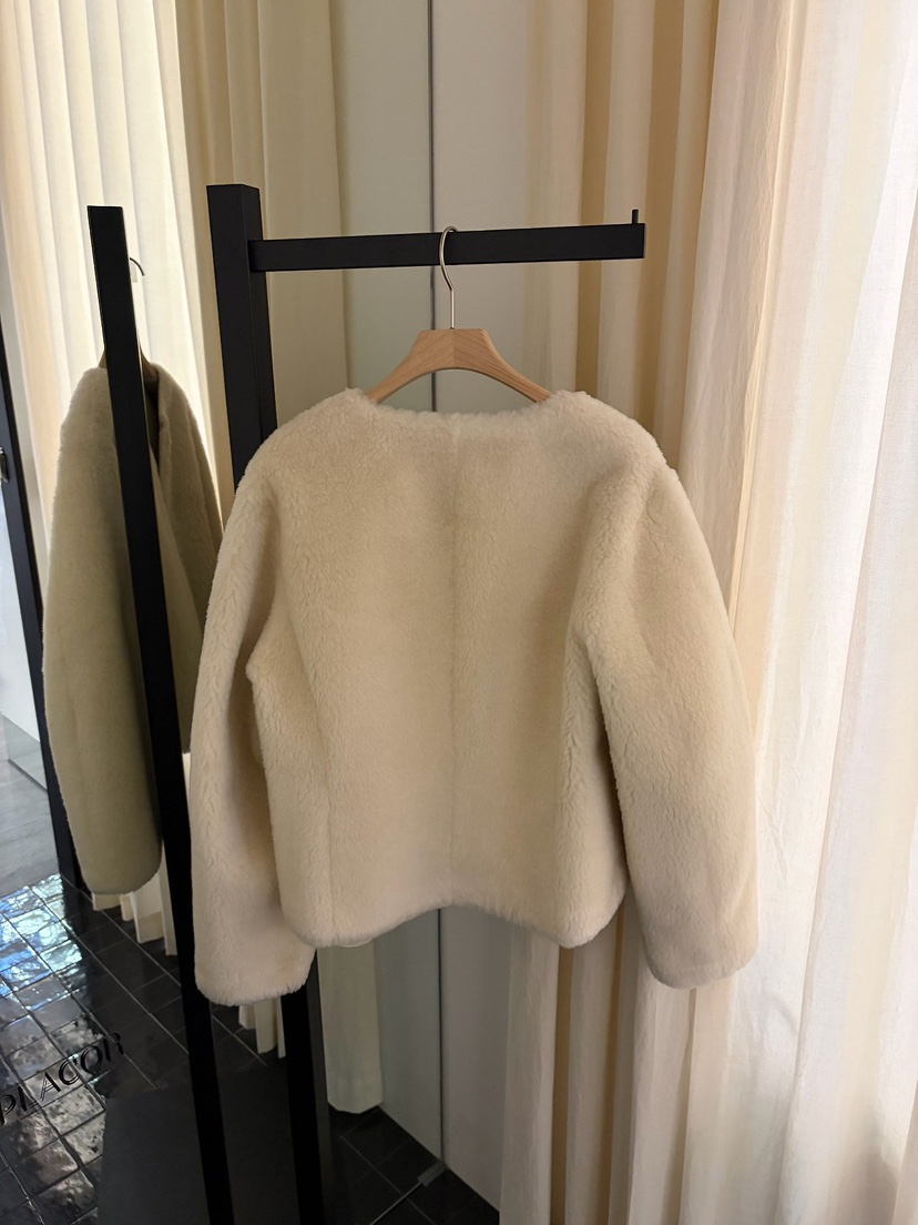 REGULARLY/PLACOR東大門實拍女士新品休閑人氣熱賣短款大衣REGULARLY/PLACOR短款大衣