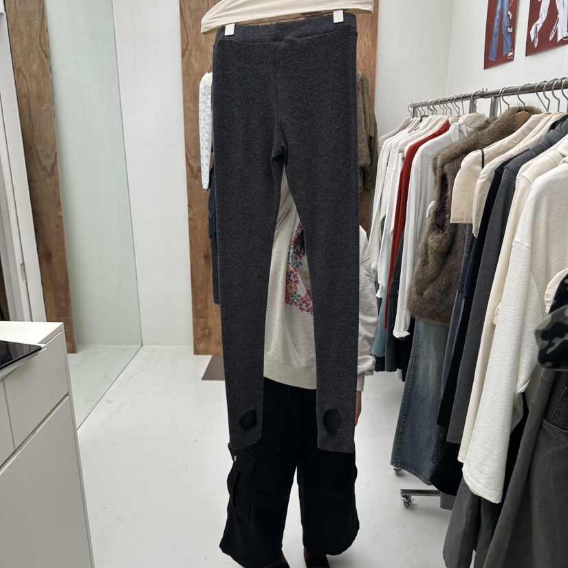 CHAV韓國代購女裝新品真品人氣打底褲鯊魚褲緊身褲馬海毛CHAV打底褲/鯊魚褲