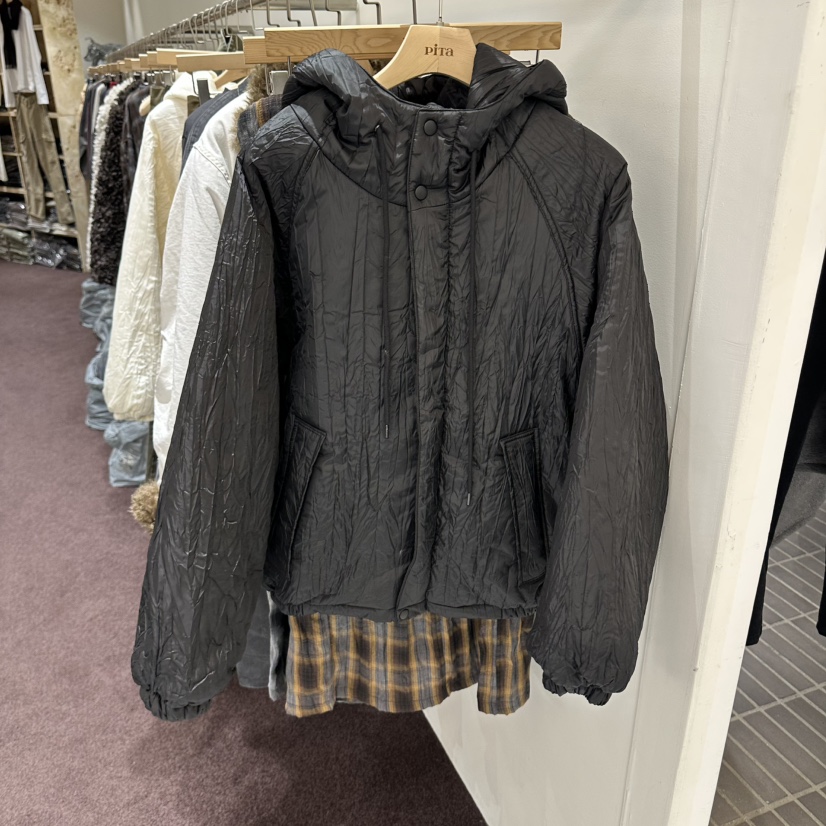 PITA/THEVERLIN東大門實拍女裝新款真品短款棉服羽絨服褶裥連帽棉PITA/THEVERLIN短款棉服圖色2