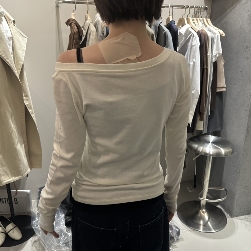 GENTLE B/LOVENTINA韓國直郵女裝新款推薦熱賣時尚長袖T恤GENTLE B/LOVENTINA長袖T恤