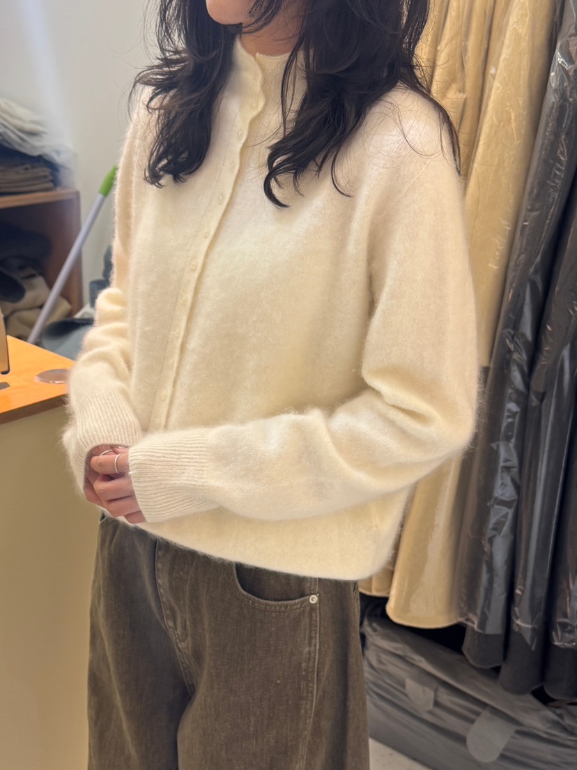 WEAUE SELVAGE韓國直郵女士新品熱賣針織衫不含內搭開衫Weave Selvage針織衫