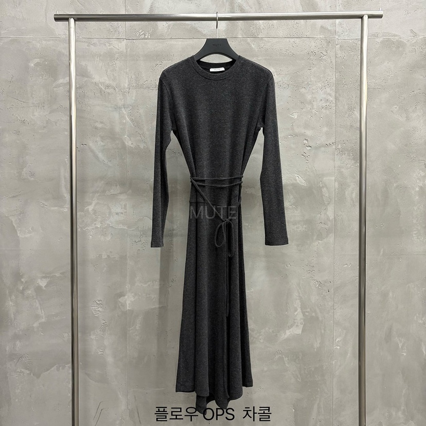 MUTE-P韓國直郵女裝新品人氣推薦時尚休閑連衣裙OPS含腰繩MUTE連衣裙圖色2墨色