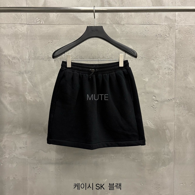 MUTE-P東大門實拍女士新品休閑時尚人氣熱賣推薦短裙加絨MUTE短裙圖色4黑色