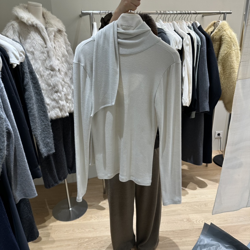 PERMISSION韓國直郵女裝新品時尚熱賣人氣真品長袖T恤圍巾PERMISSION長袖T恤圖色2淺灰色
