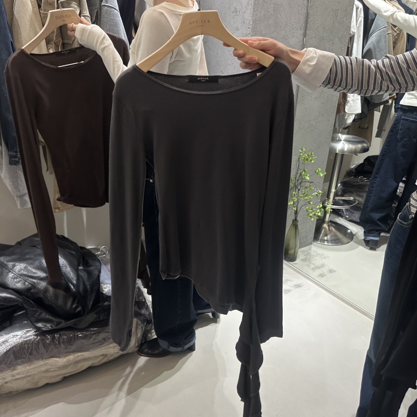 GENTLE B/LOVENTINA東大門實拍女裝新品人氣時尚長袖T恤GENTLE B/LOVENTINA長袖T恤圖色3墨色