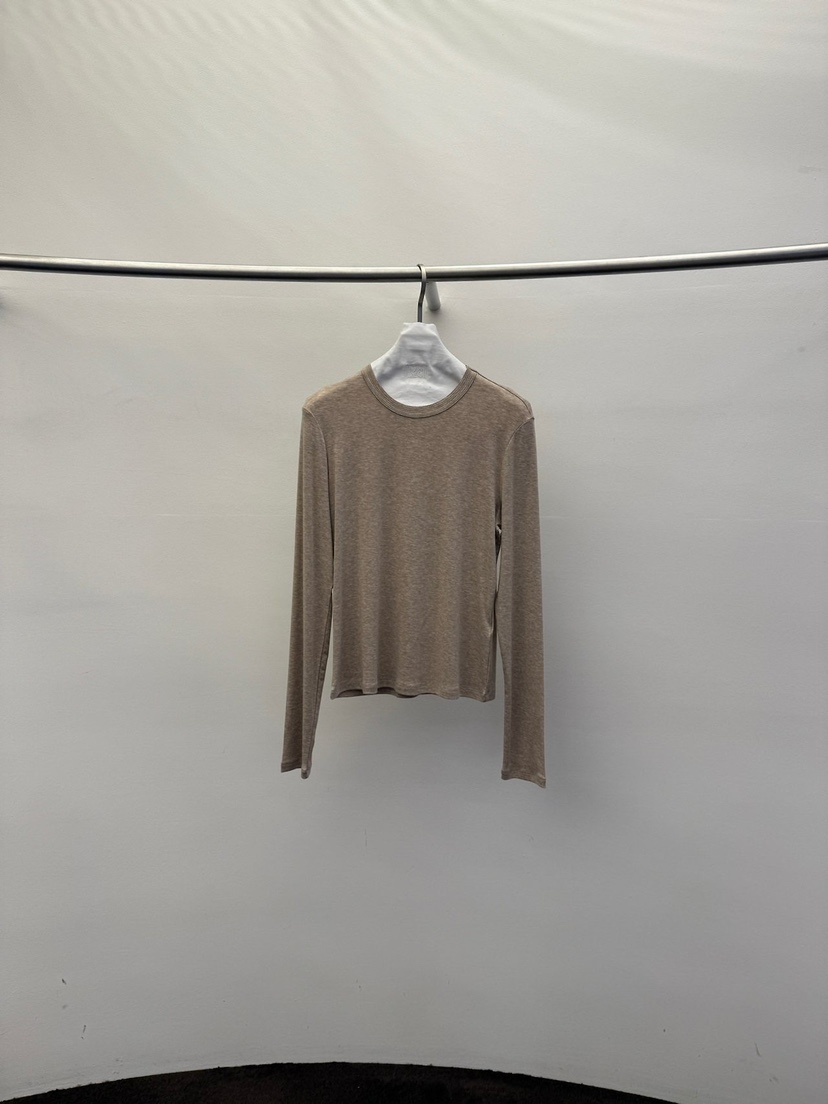 WIDA-P/RENEJ東大門實拍女裝新款真品熱賣休閑推薦長袖T恤WIDA-P/RENEJ長袖T恤圖色2
