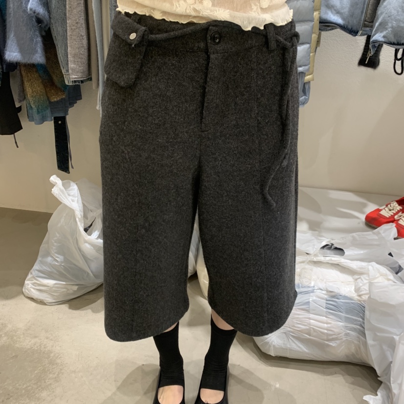 IFU HOUSE東大門代購女士新款真品短褲羊毛口袋含小包腰帶IFU HOUSE短褲圖色1