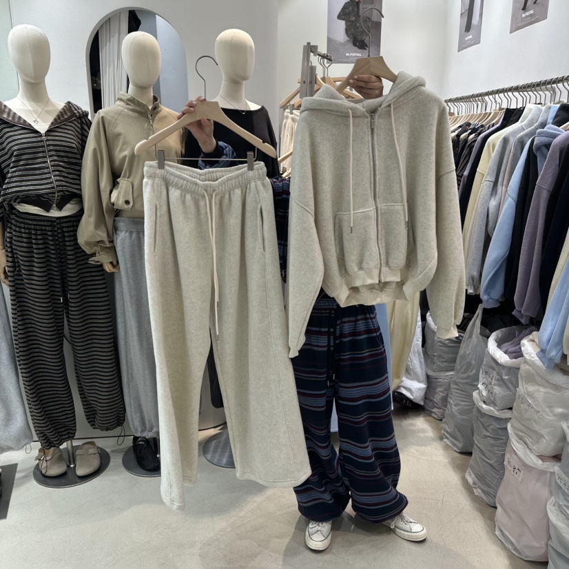 W.FATAL東大門實拍女裝新品休閑套裝雙面抓絨連帽衫加絨W.FATAL套裝圖色6크림奶油色