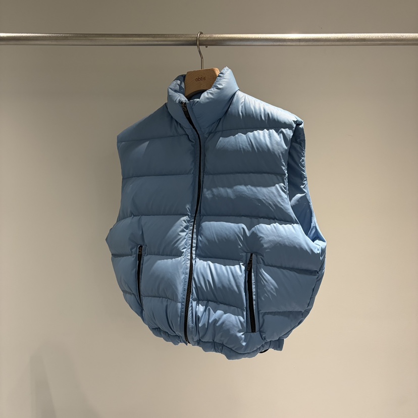 OBTIS韓國直郵女裝新品推薦休閑真品人氣時尚熱賣馬甲OBTIS馬甲圖色1