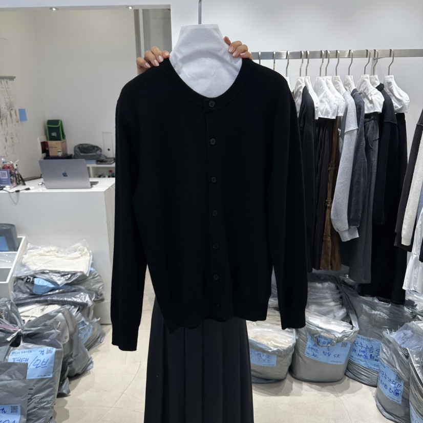 RICH SISTER韓國直郵女裝新品時尚真品針織衫美利奴羊毛RICH SISTER針織衫圖色3黑色