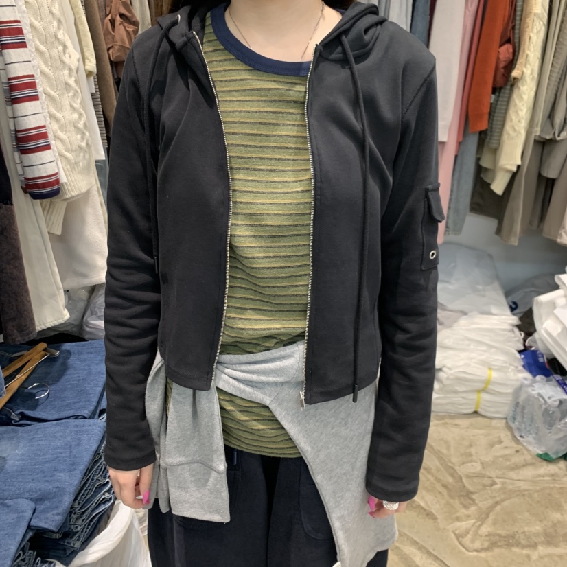 ALMOND PEPE東大門直郵女士新款推薦衛衣不加絨連帽衫口袋ALMOND PEPE衛衣圖色3