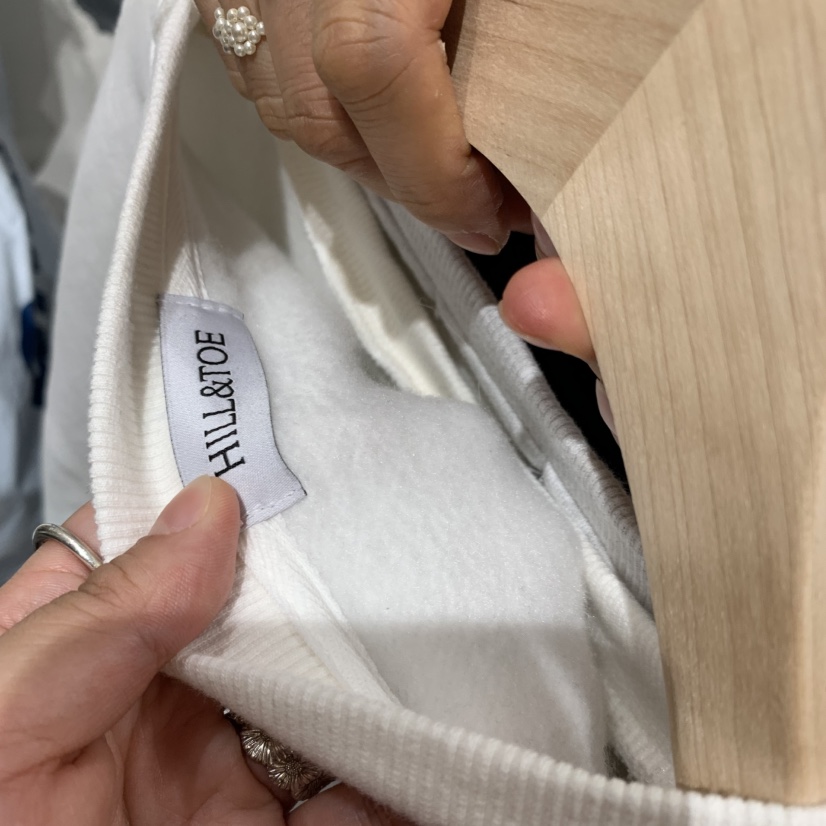 HILL TOE東大門直郵女士新品時尚真品熱賣推薦衛衣加絨貼花HILL TOE衛衣