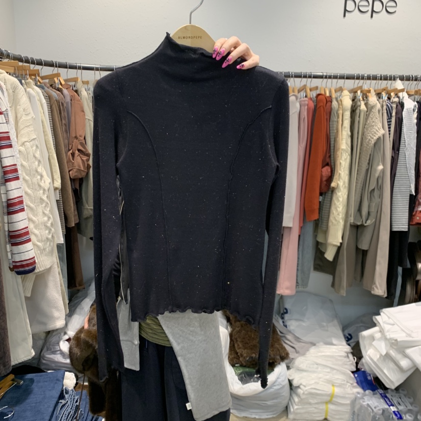 ALMOND PEPE韓國直郵女裝新款真品推薦熱賣時尚長袖T恤珍珠ALMOND PEPE長袖T恤圖色2