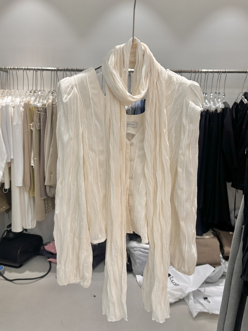 MAGNOLIA36-L東大門實拍女裝新品人氣時尚長袖T恤含圍巾MAGNOLIA36-L長袖T恤圖色1