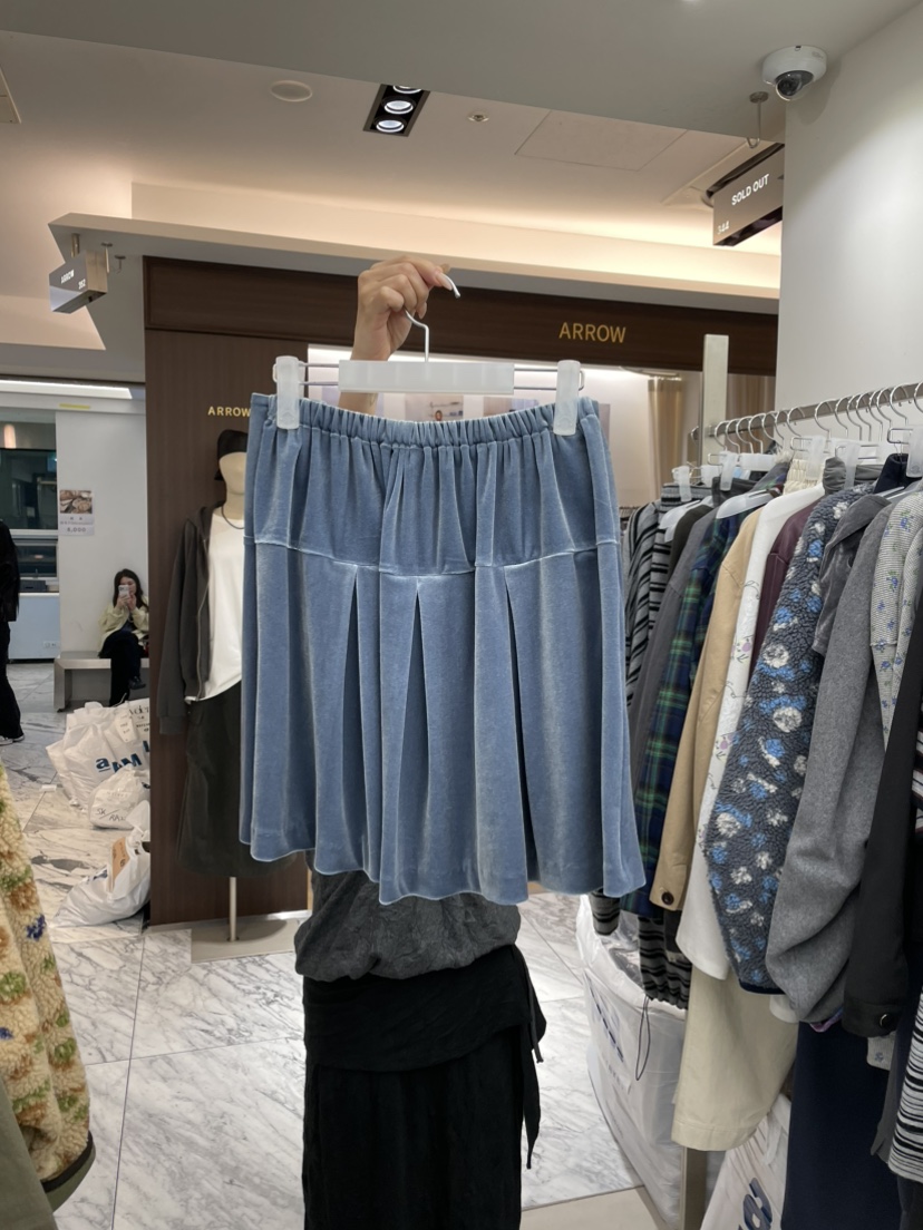 SOLD OUT韓國代購女士新品推薦時尚人氣休閑真品短裙絲絨SOLD OUT短裙