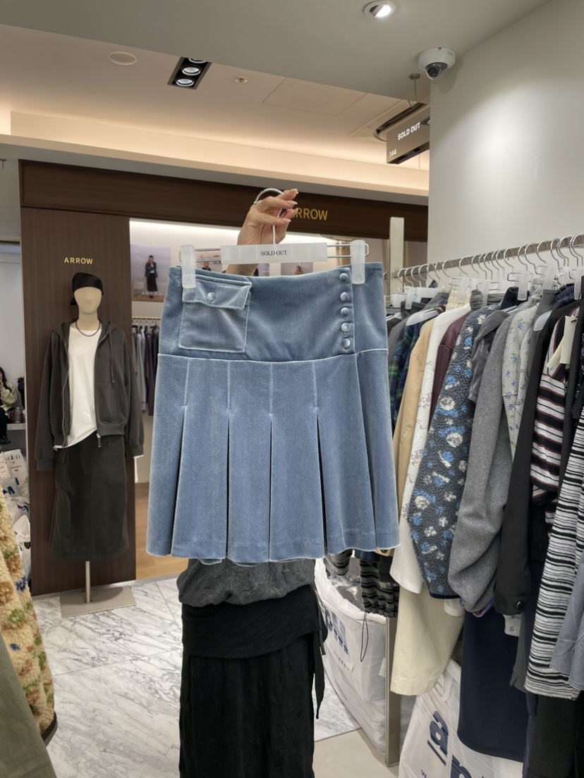 SOLD OUT韓國代購女士新品推薦時尚人氣休閑真品短裙絲絨SOLD OUT短裙圖色1