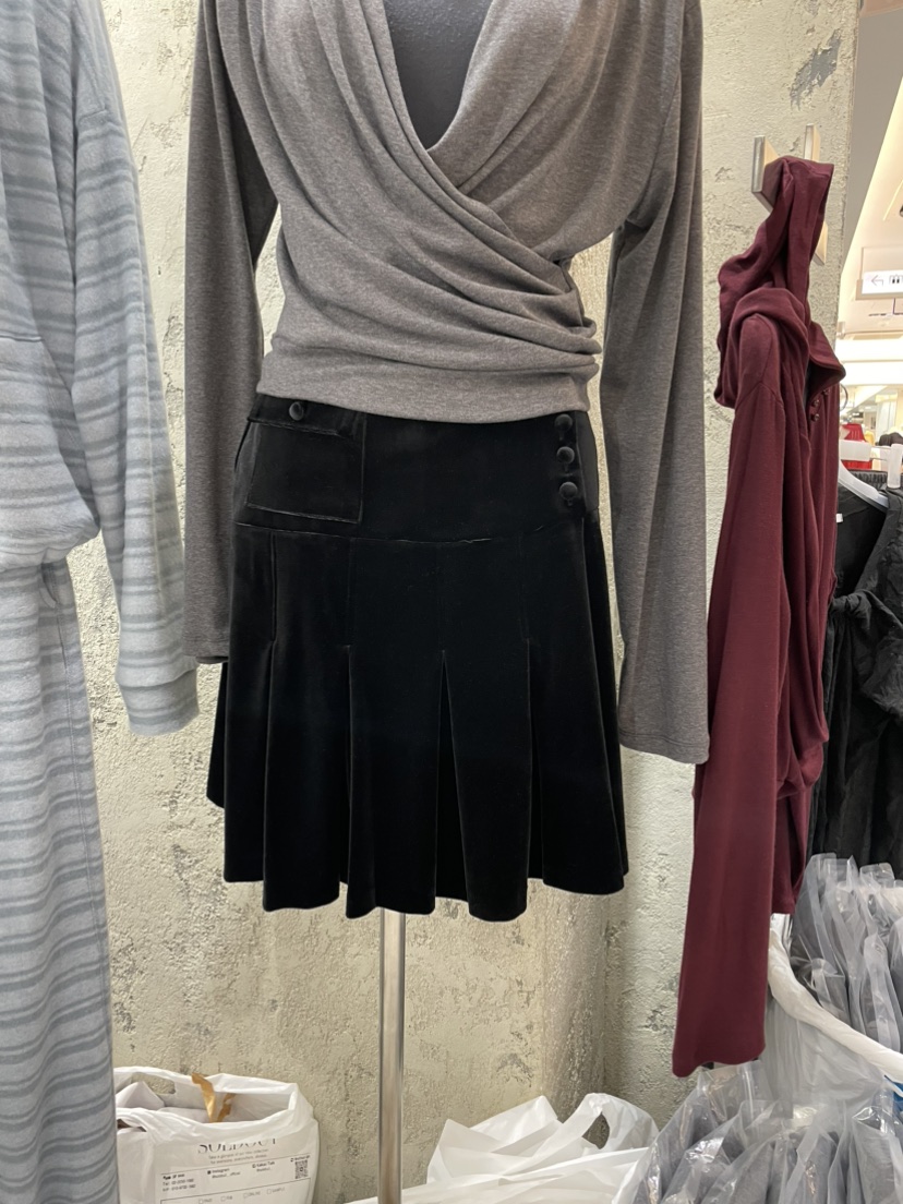 SOLD OUT韓國代購女士新品推薦時尚人氣休閑真品短裙絲絨SOLD OUT短裙圖色2