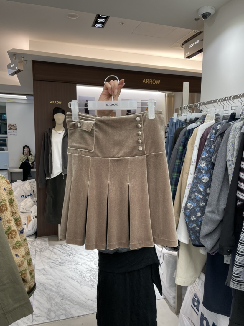 SOLD OUT韓國代購女士新品推薦時尚人氣休閑真品短裙絲絨SOLD OUT短裙圖色3