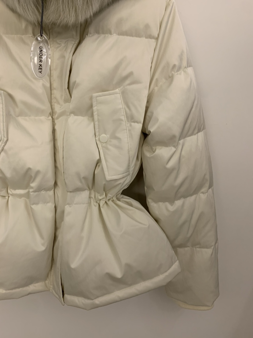 UNDER KEY東大門代購女士新款休閑短款羽絨服狐貍毛填充鴨絨UNDER KEY短款羽絨服
